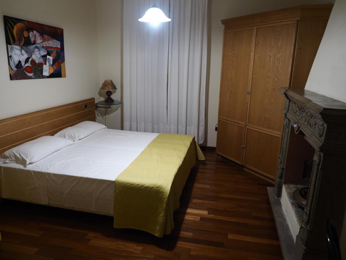 Hotel Liberty Pattada Cameră foto